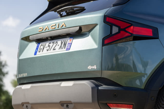 Rear View Image - 18102